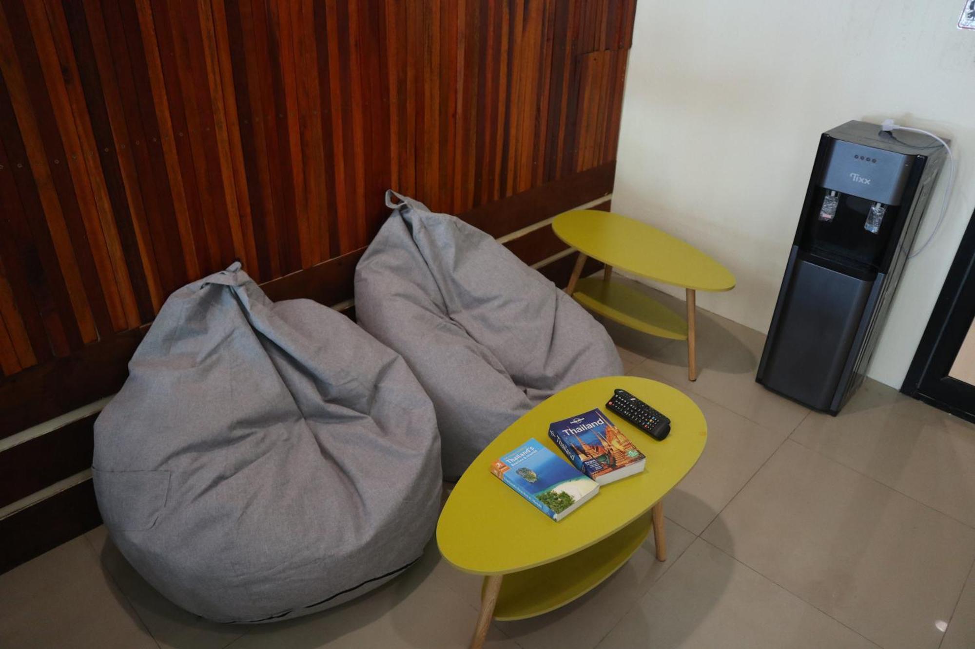 The Cocoon Hostel 코 사메드 외부 사진