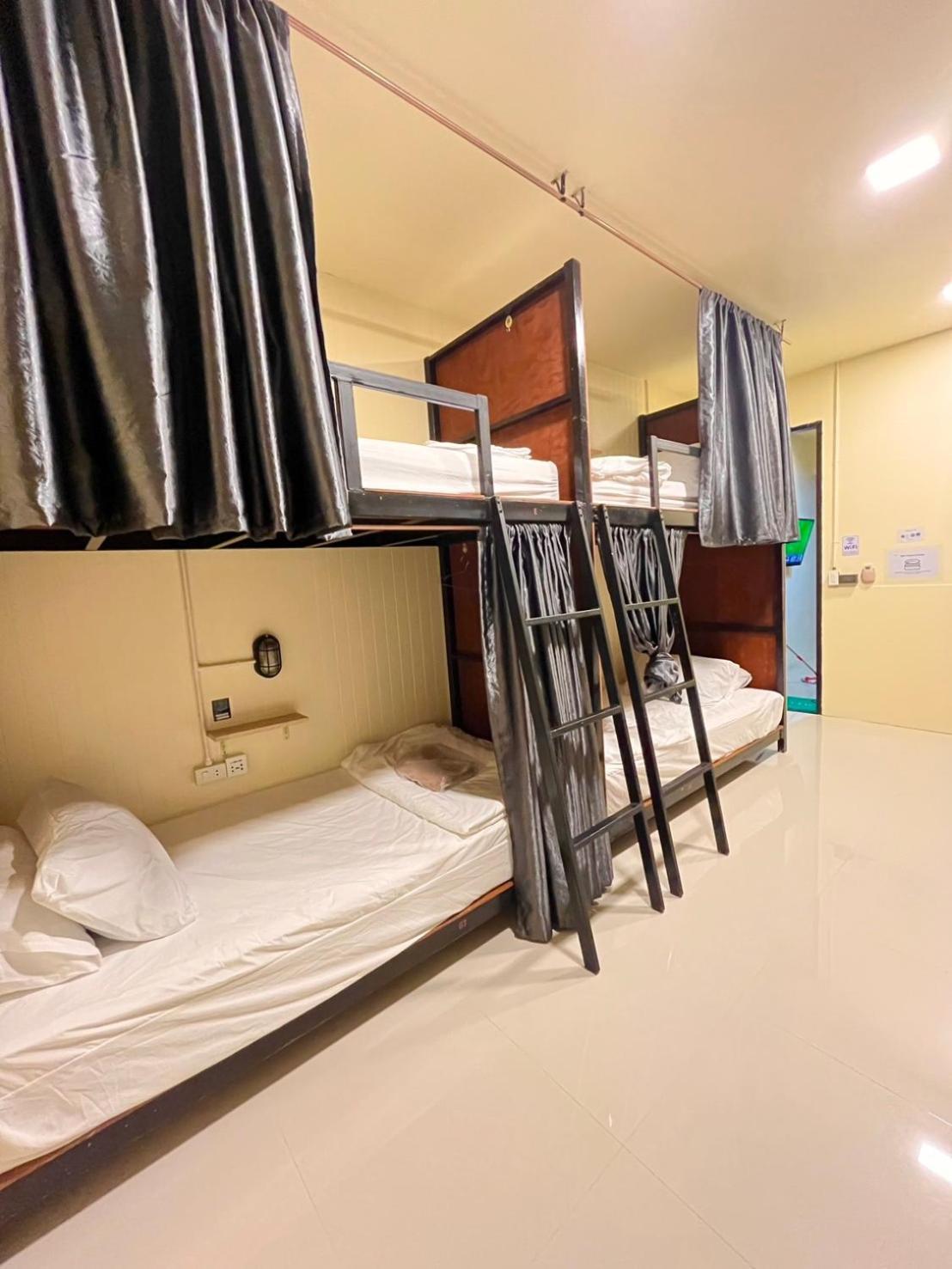 The Cocoon Hostel 코 사메드 외부 사진