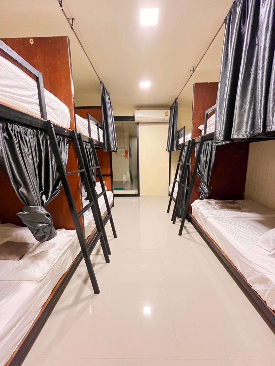 The Cocoon Hostel 코 사메드 외부 사진